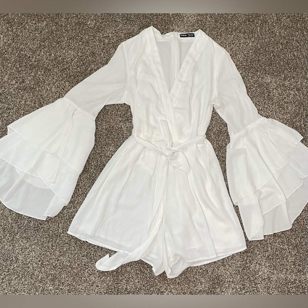 Split asymmetrical sleeve self belted wrap romper